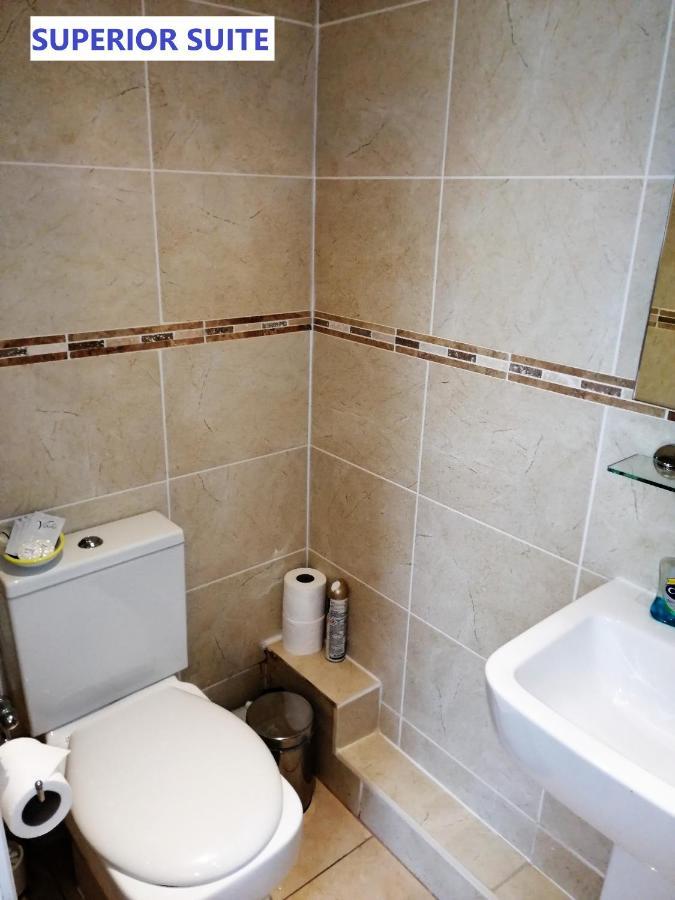 Edinburgh City Suites Buitenkant foto