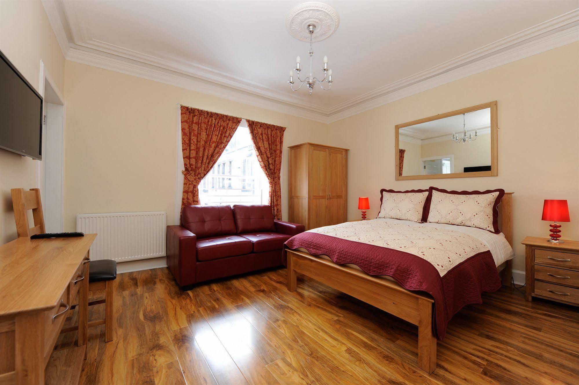 Edinburgh City Suites Buitenkant foto